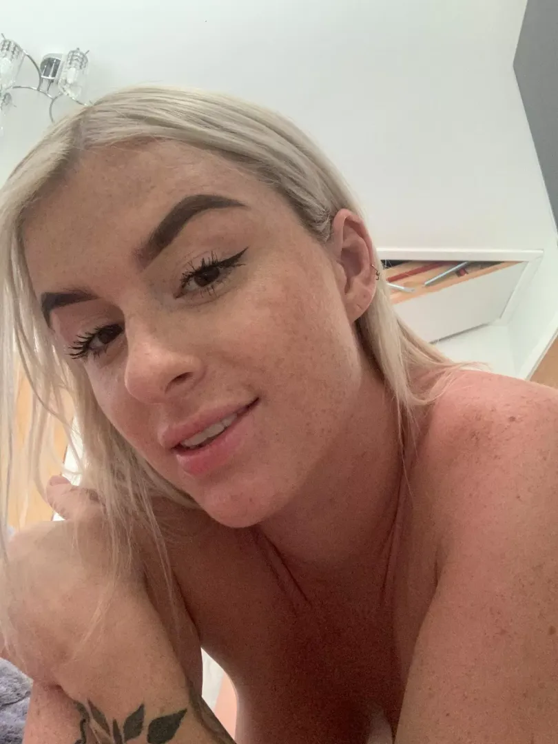 Connect the dots with your cum