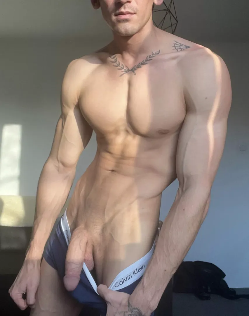 Could use a hand with this 😜