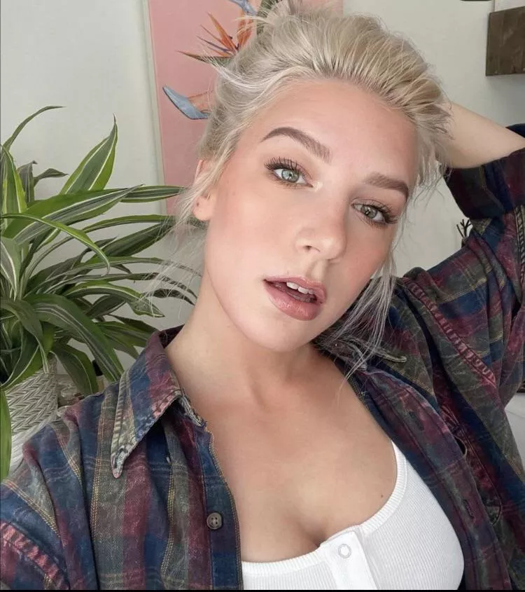 Courtney Miller