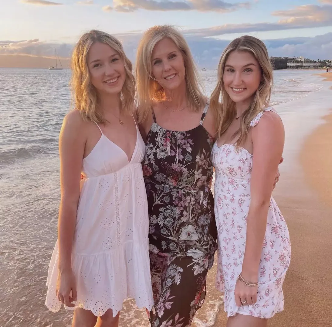 Cousin Aunt Niece