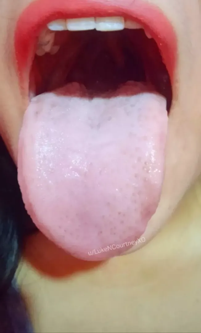 cover my entire tongue, then shove it down my throat 🙏💋👅