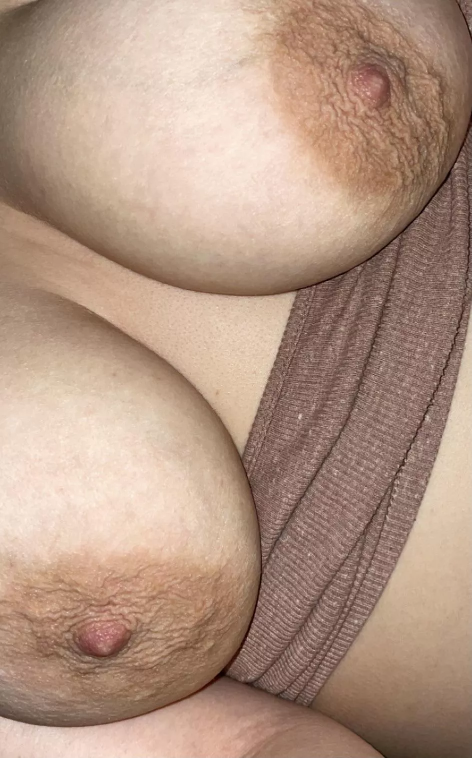Cover my tits with your hot cum please