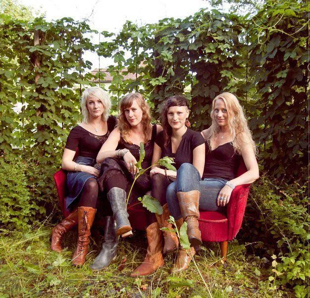 Cowgirls