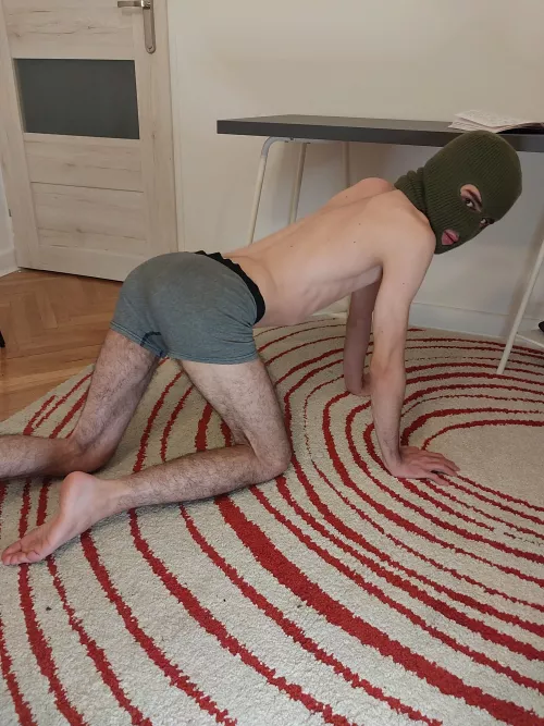 crawling to u