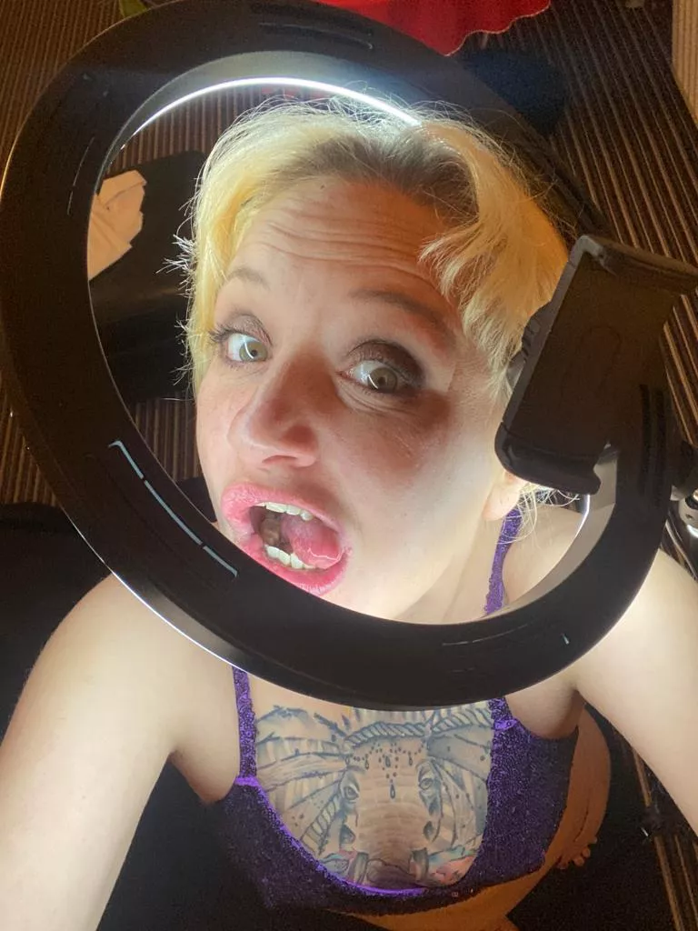 Crazy Sunday xx