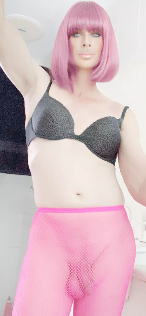 Crossdressing gay