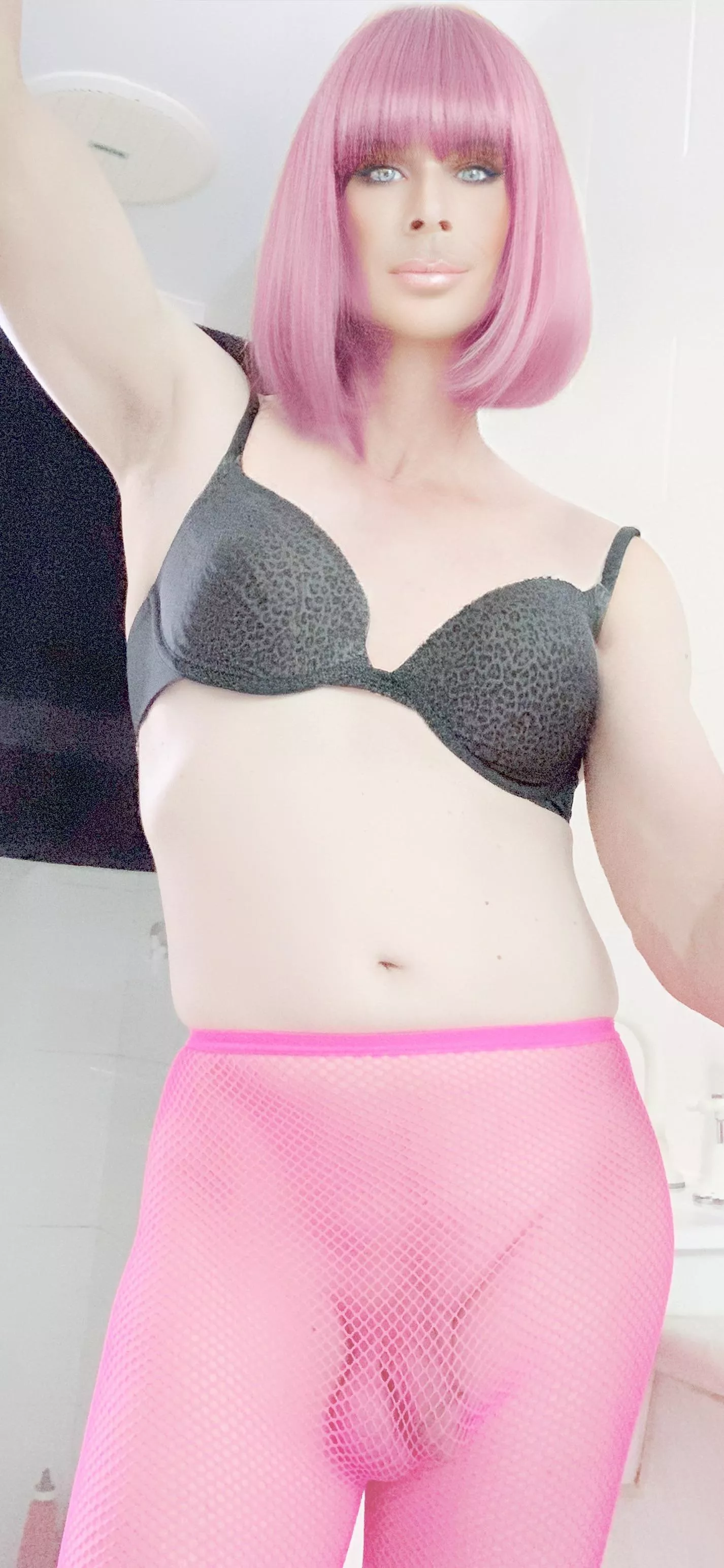Crossdressing gay