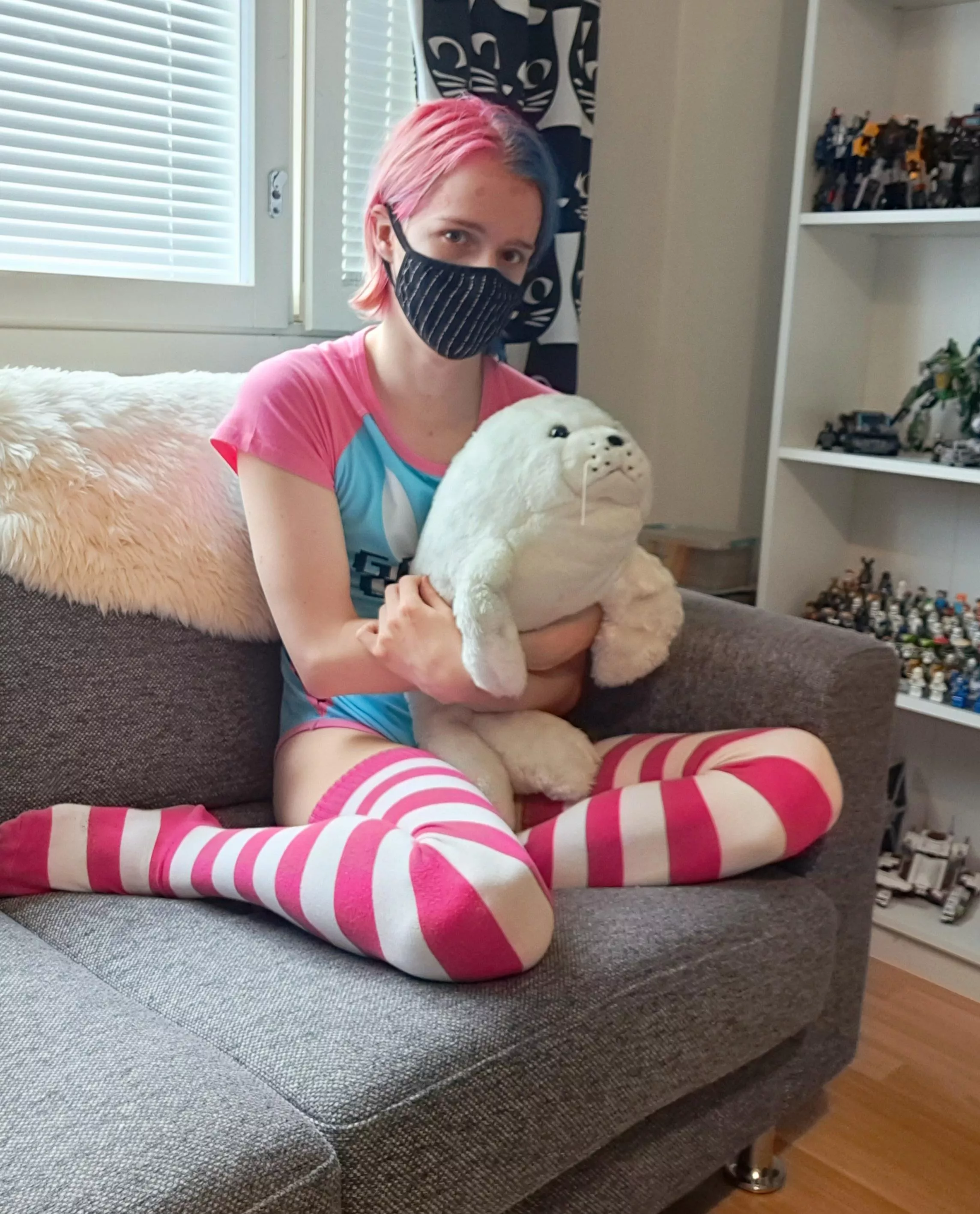 Cuddles? :3