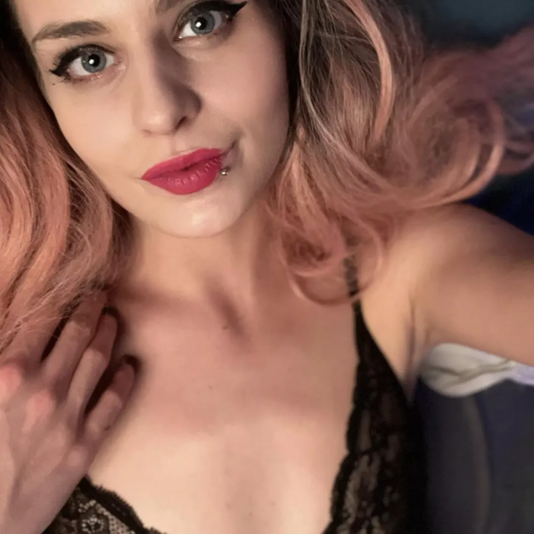 Cum and fuck me pls