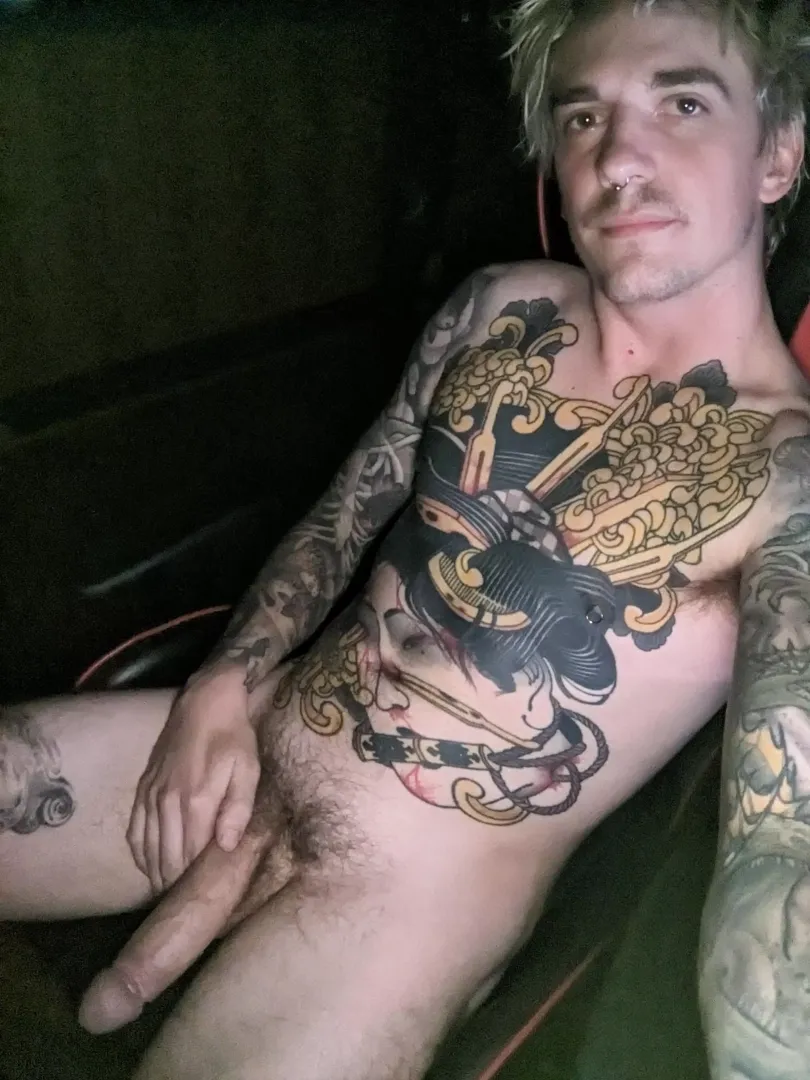 Cum distract me from gaming