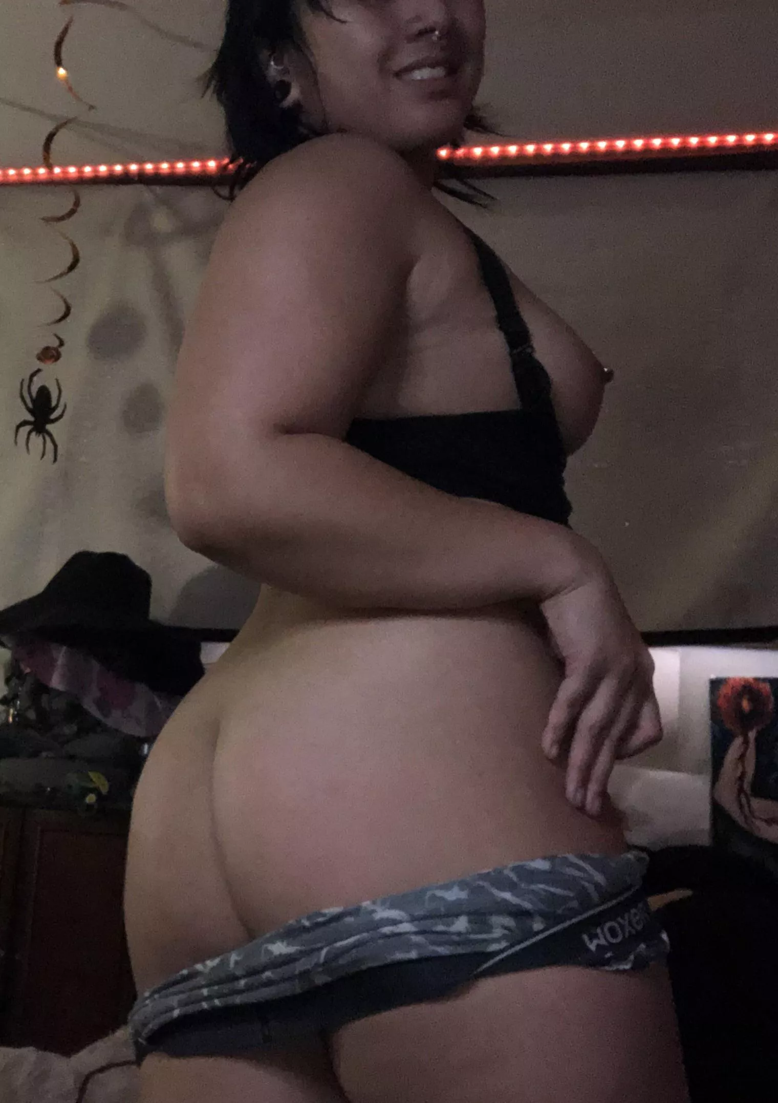 Cum enjoy my thickness;)