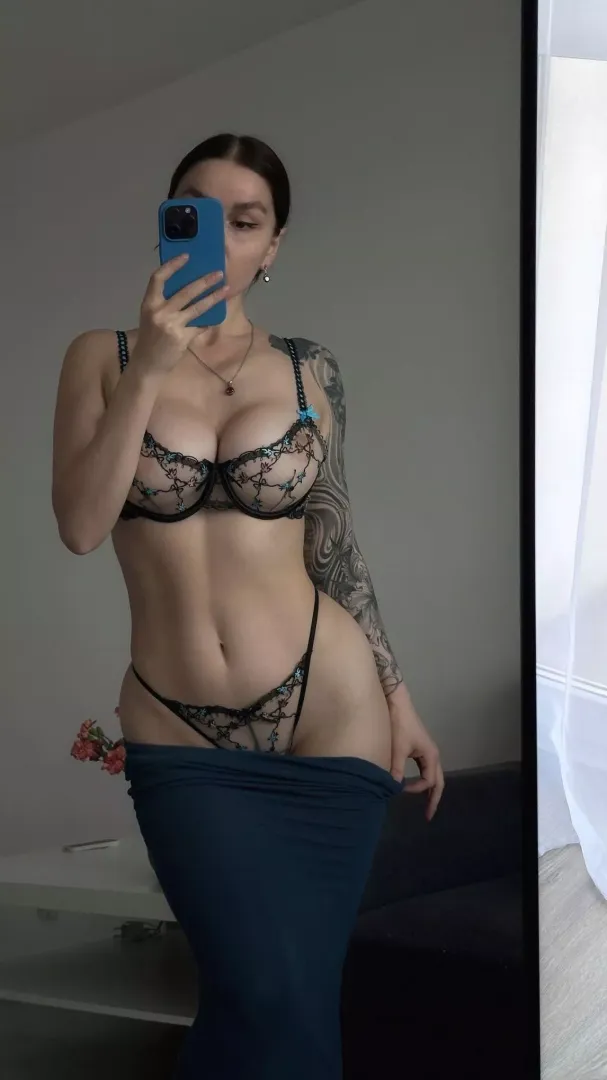 Cum fill me up daddy ️