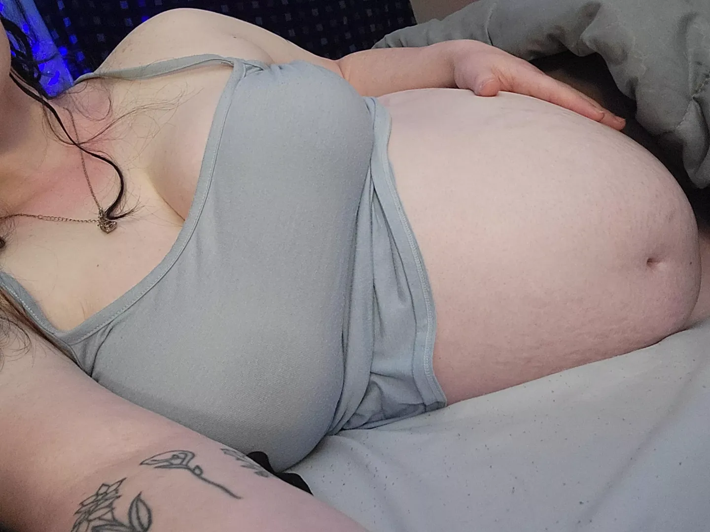 Cum fuck this pussy 