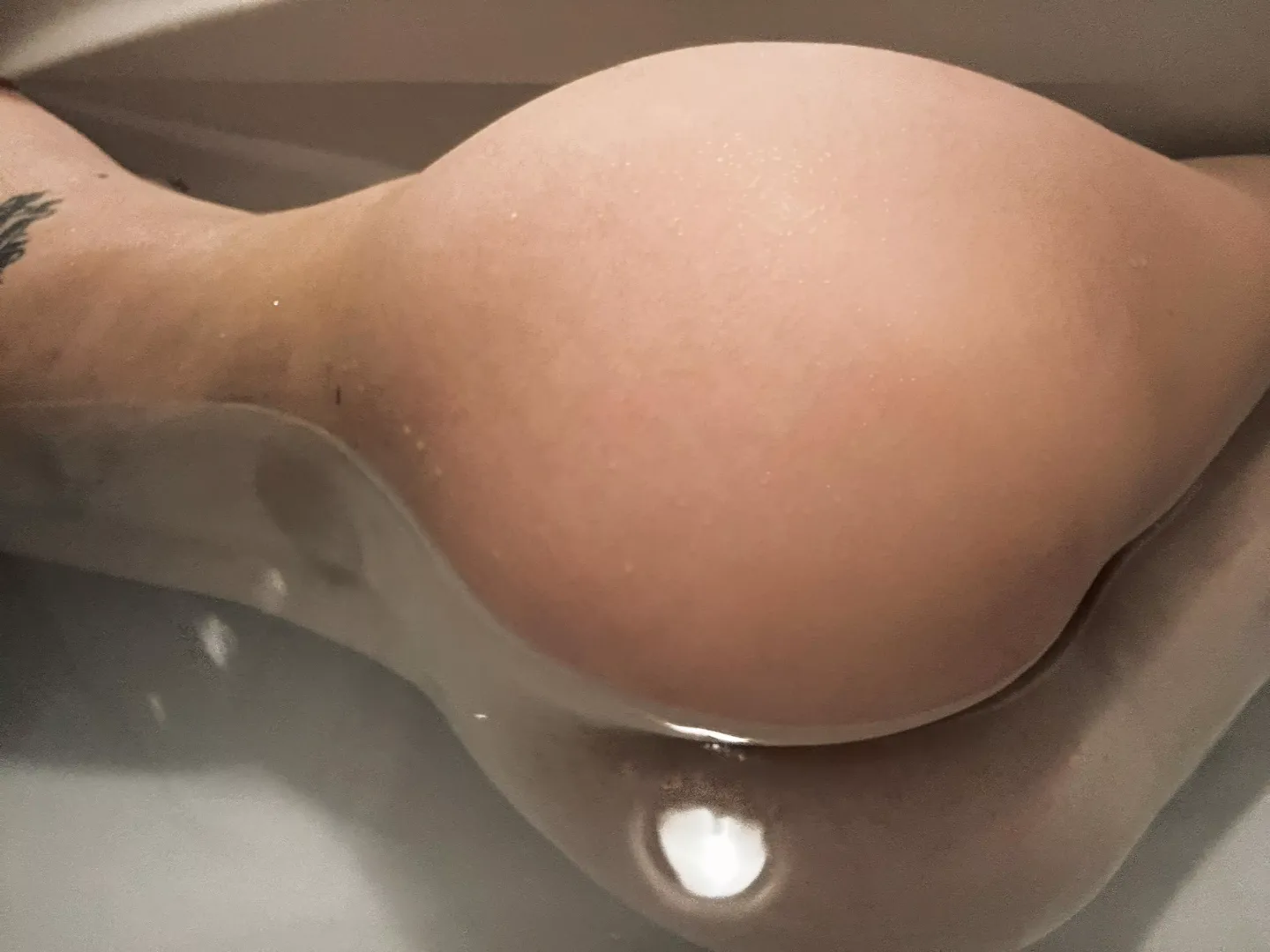 Cum get naughty with me! Link in comments 👇