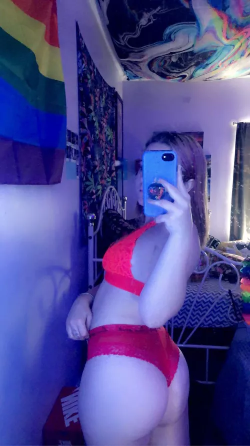 Cum in me or on me?