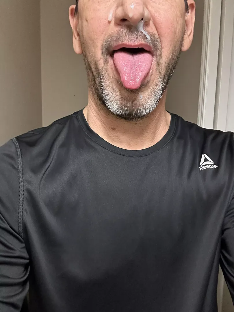Cum loving fagget