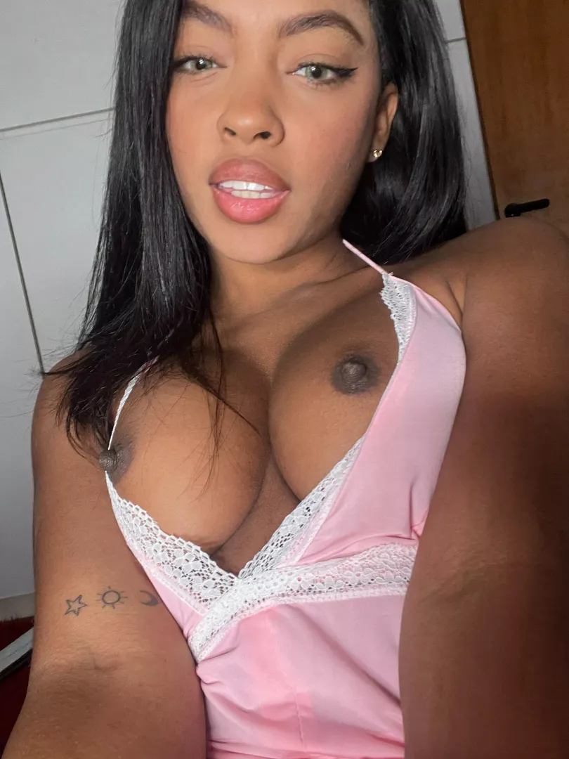 Cum on my face or boobs ?