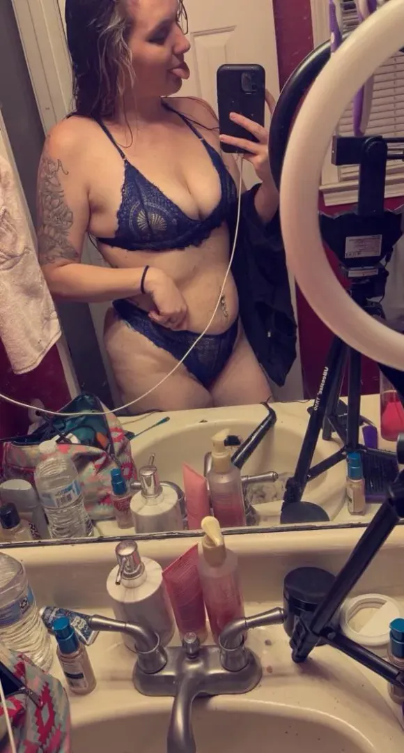 Cum play with a milf🤭
