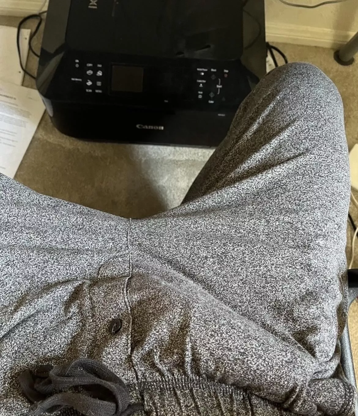 Cum sit on my lap ;)