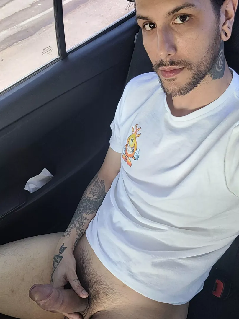 Cumming in public is way more satisfying 😌 💦
