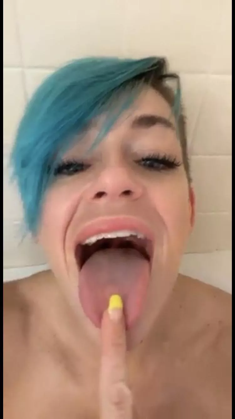 Cumshot hit differently with me