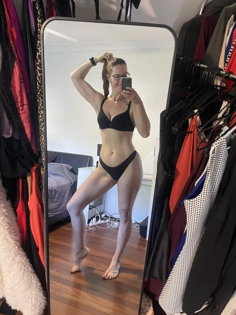 Curves to fall in love with