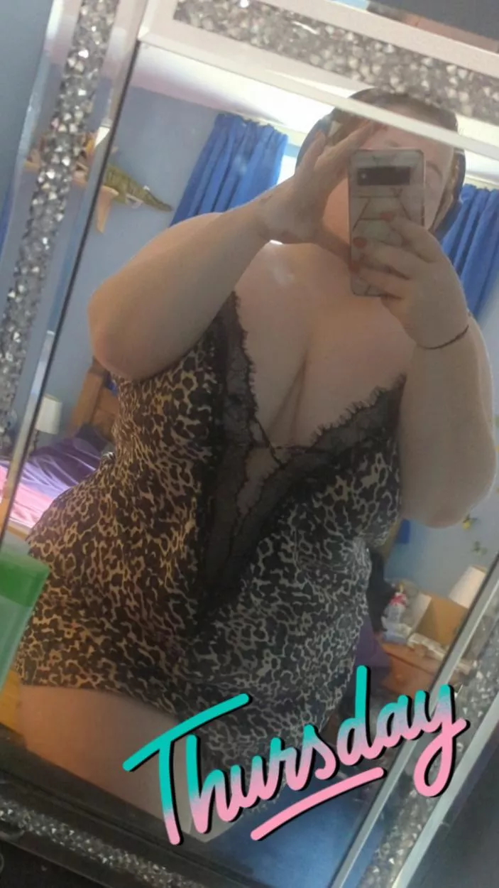 Curvy and Sexy 😈😉💜