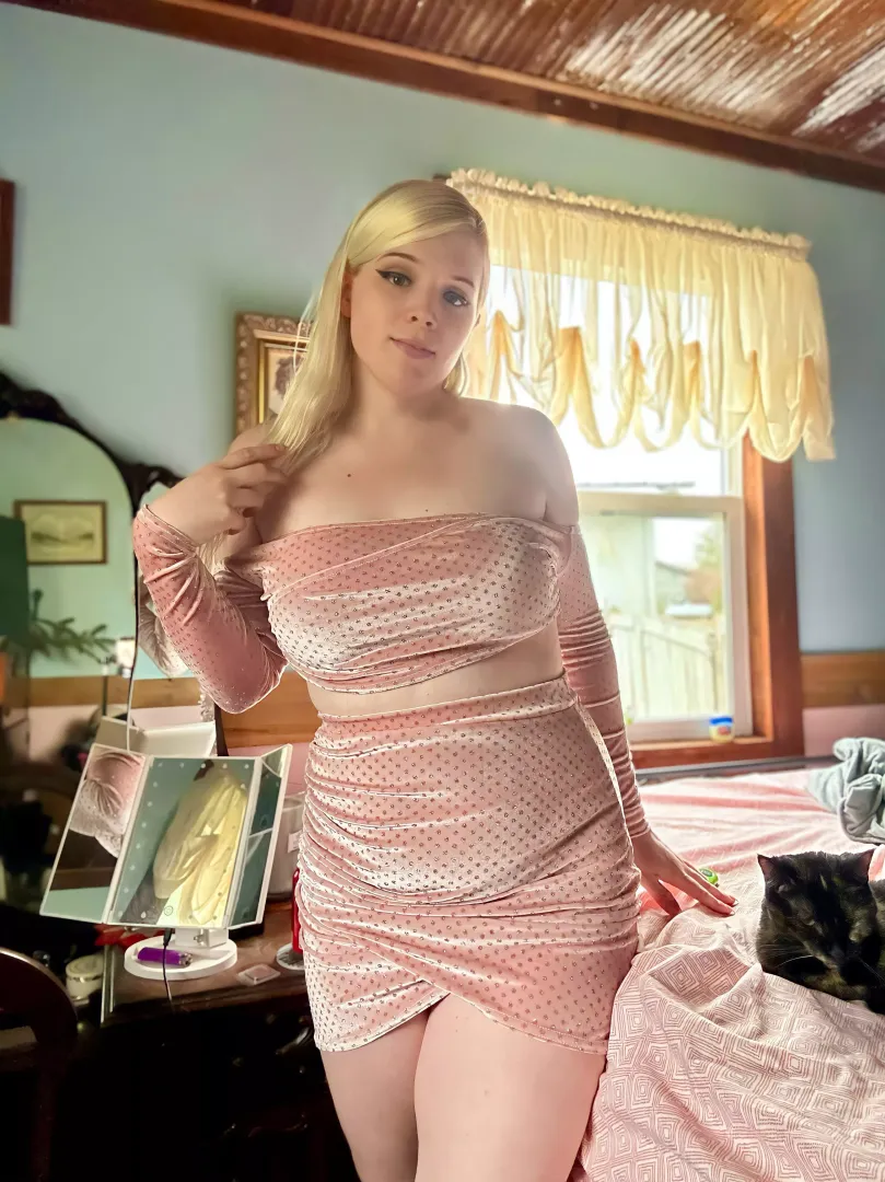 Curvy tgirls 💕