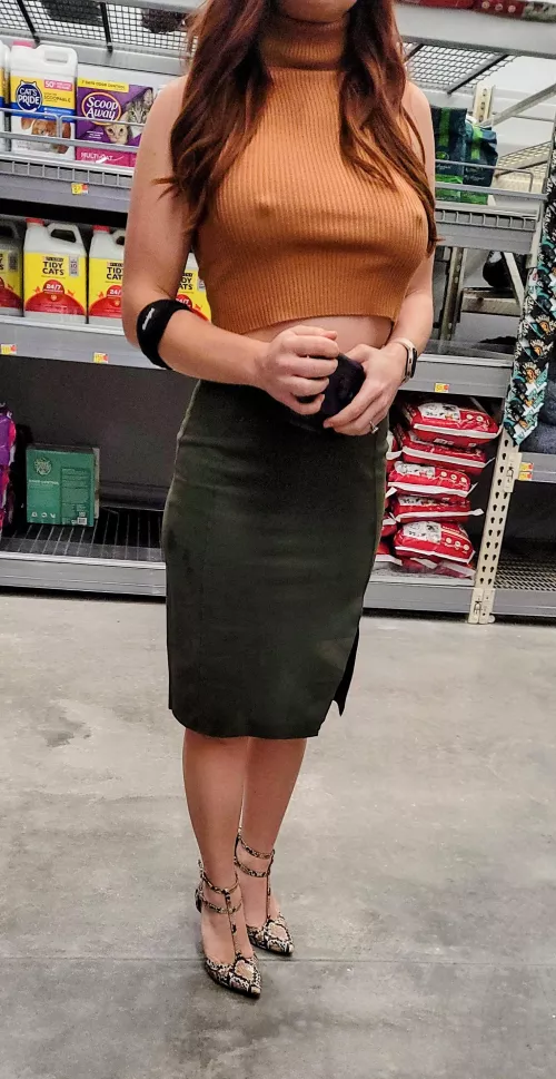 Customer service was more than happy to help me find a chew toy