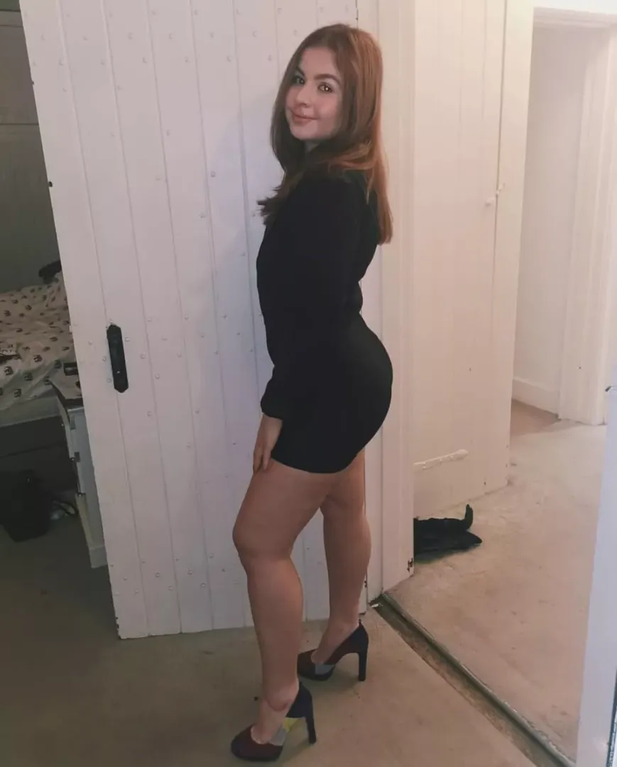 Cute ginger with a big ass