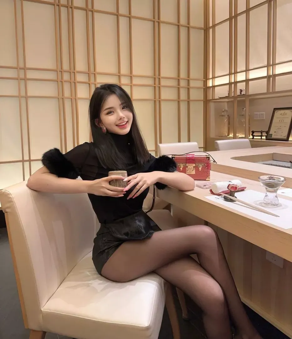 Cute in black