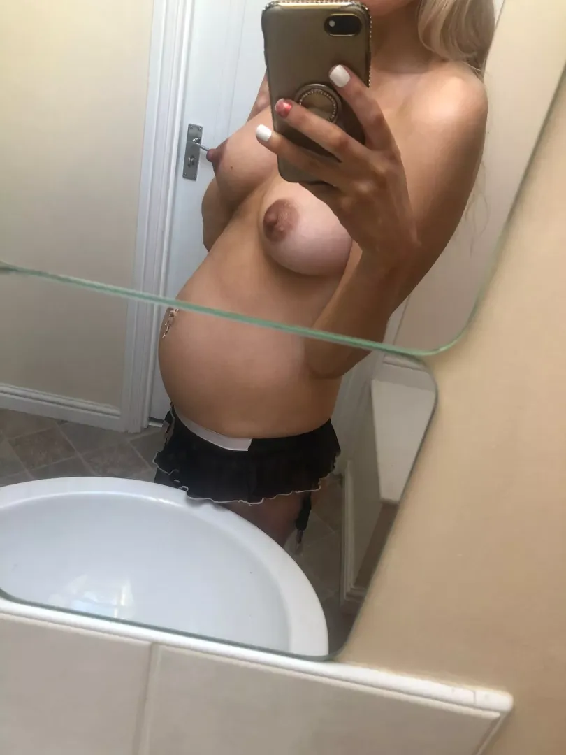 Cute little 12 week bump 😘