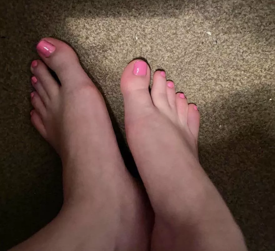 Cute little size 4s with pink toes