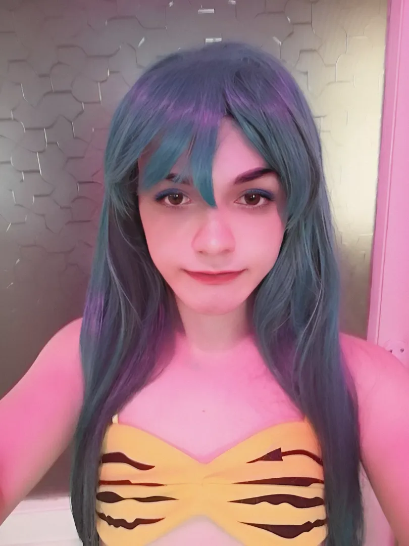 Cute or hot? 🔥