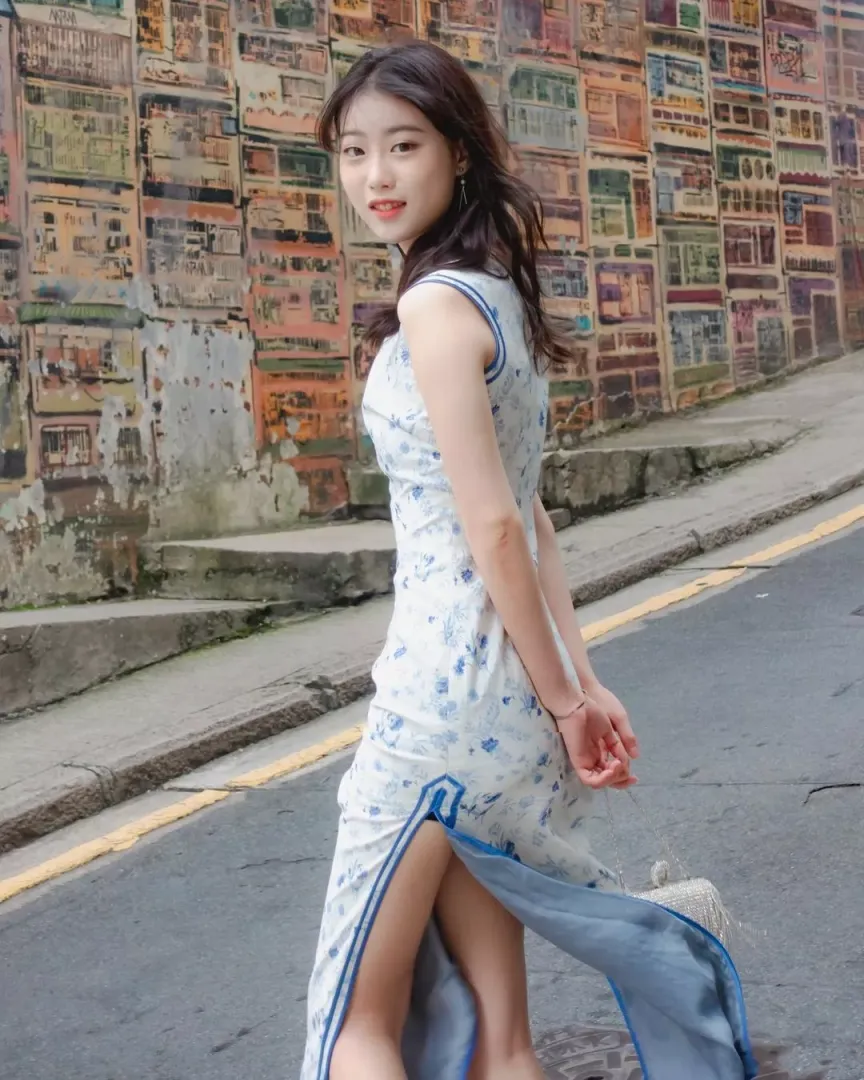 Cute qipao girl
