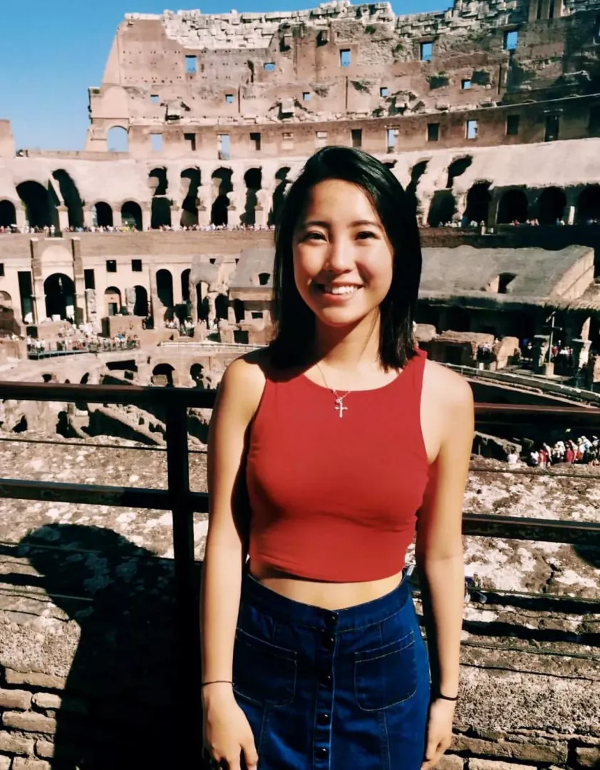 Cute red top
