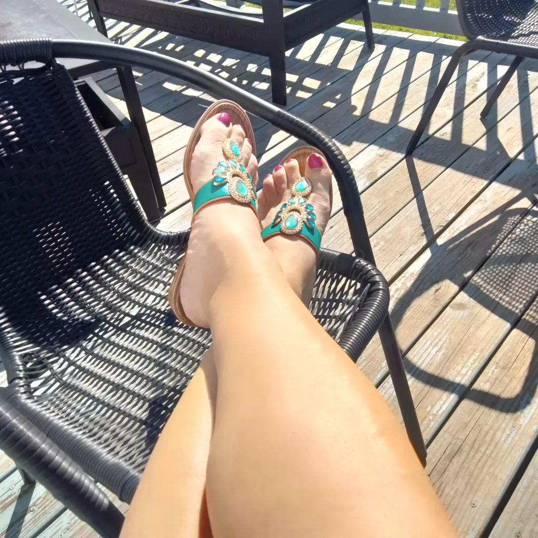 Cute sandals 🩴