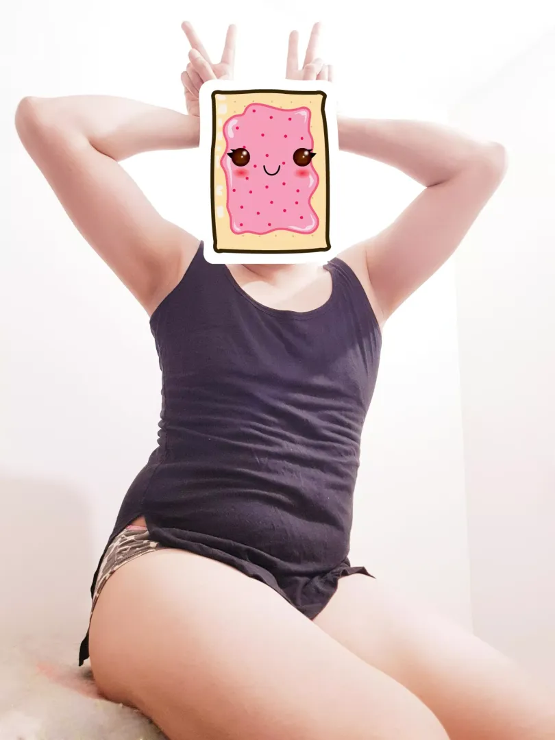 Cute sissy bunny ready to hop on cocks 🤭👯‍♀️