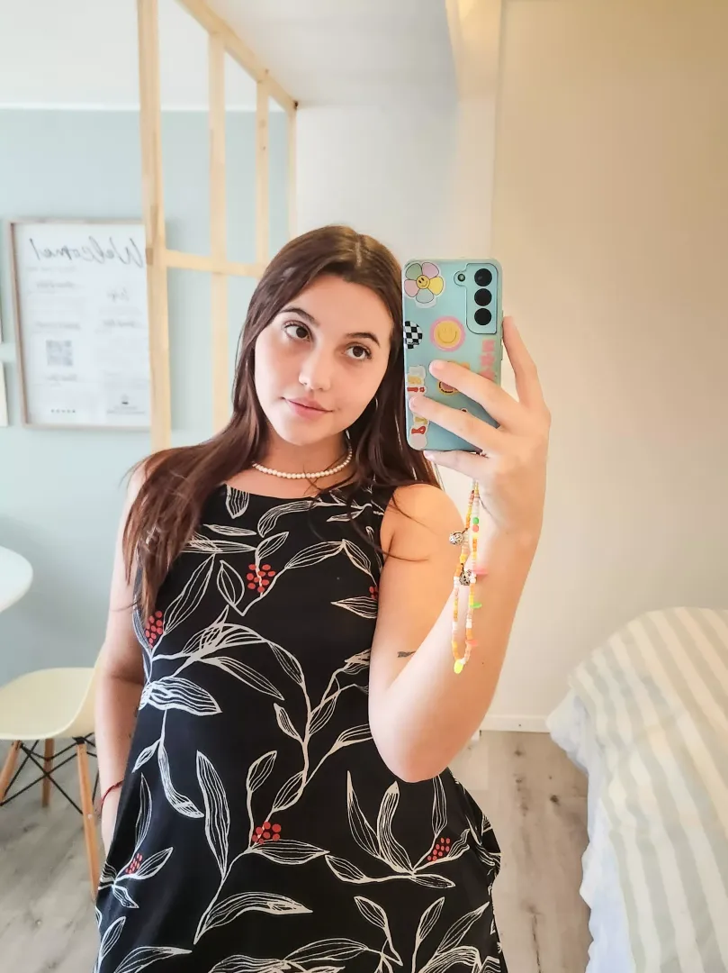 @cutey.luna follow on Instagram
