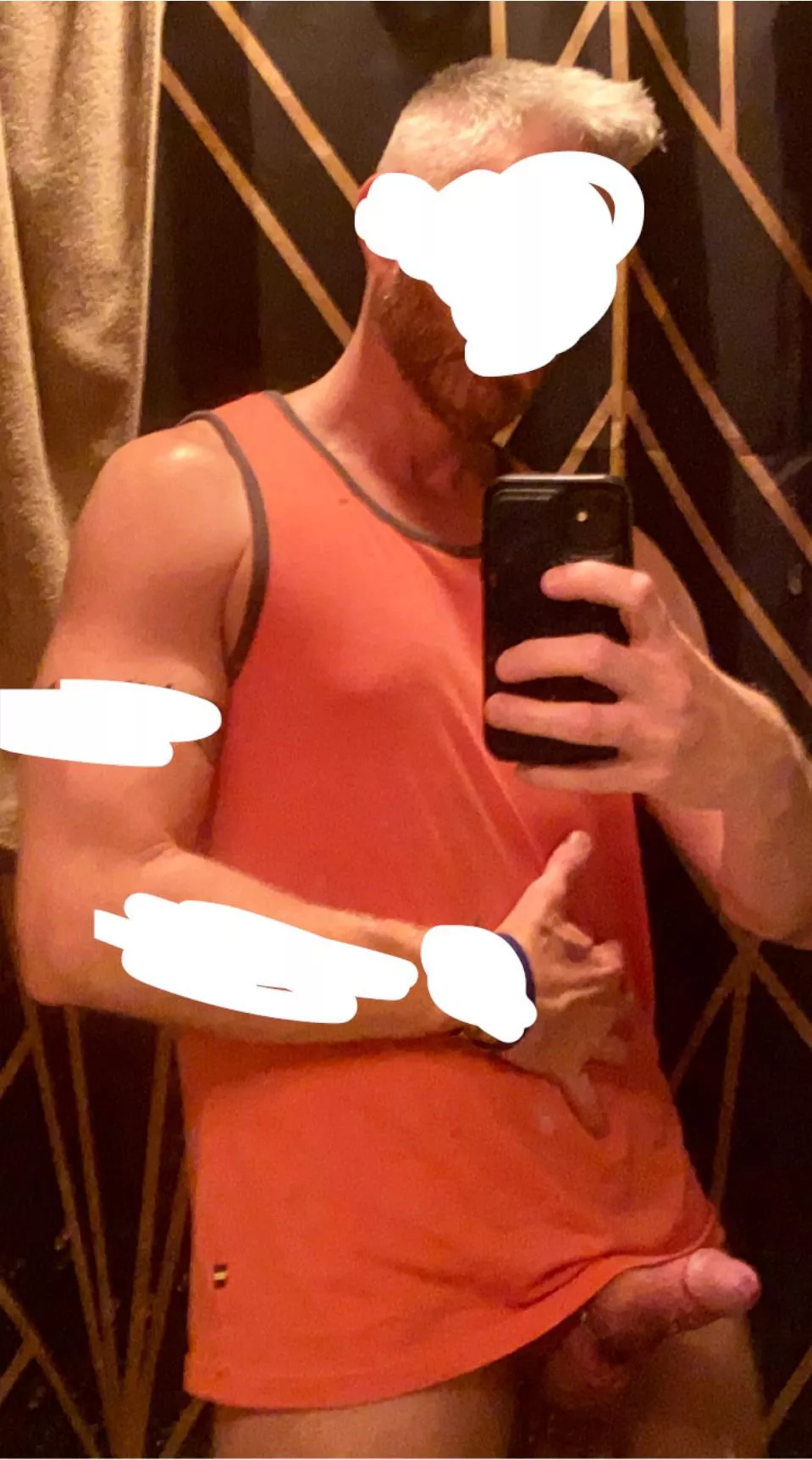 Daddy (43) in need of some help this afternoon