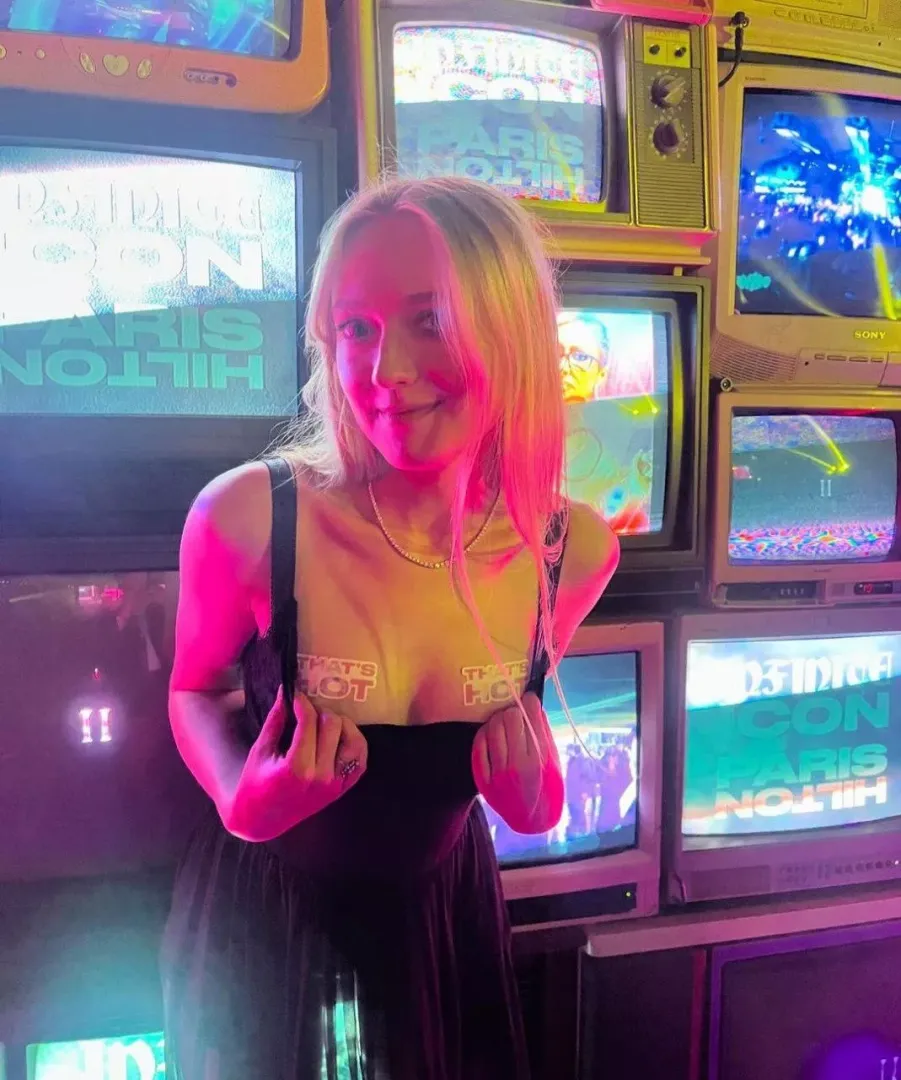 Dakota fanning 