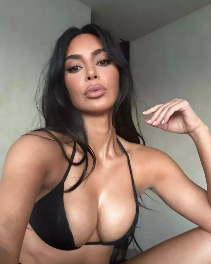 damn kim is so hot
