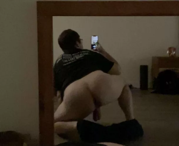 Dare you to play with my balls from the back