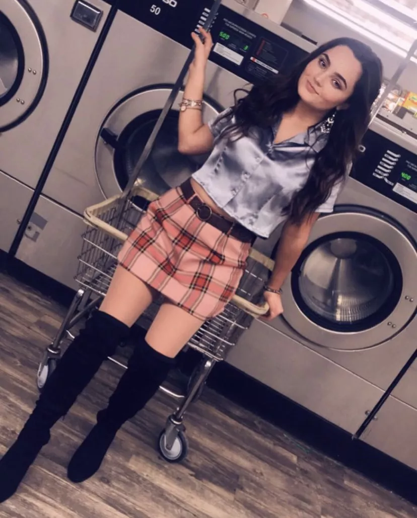De falda y botas
