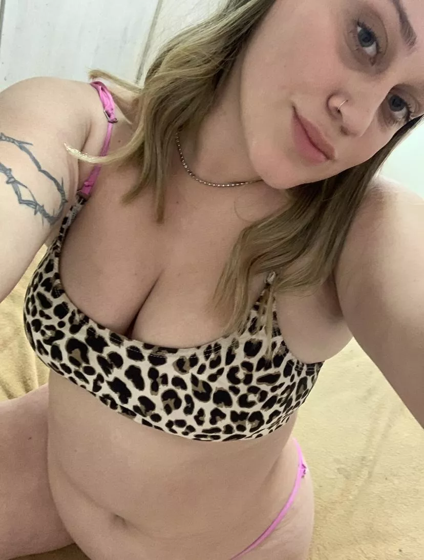 Delicious thick body... Just taste me!