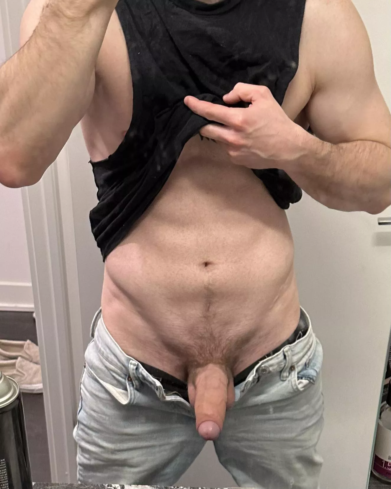 Did my workout at home today but just wanted to make sure guys still look at my Cock.
