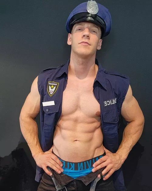 Did you call the cops 😏..?