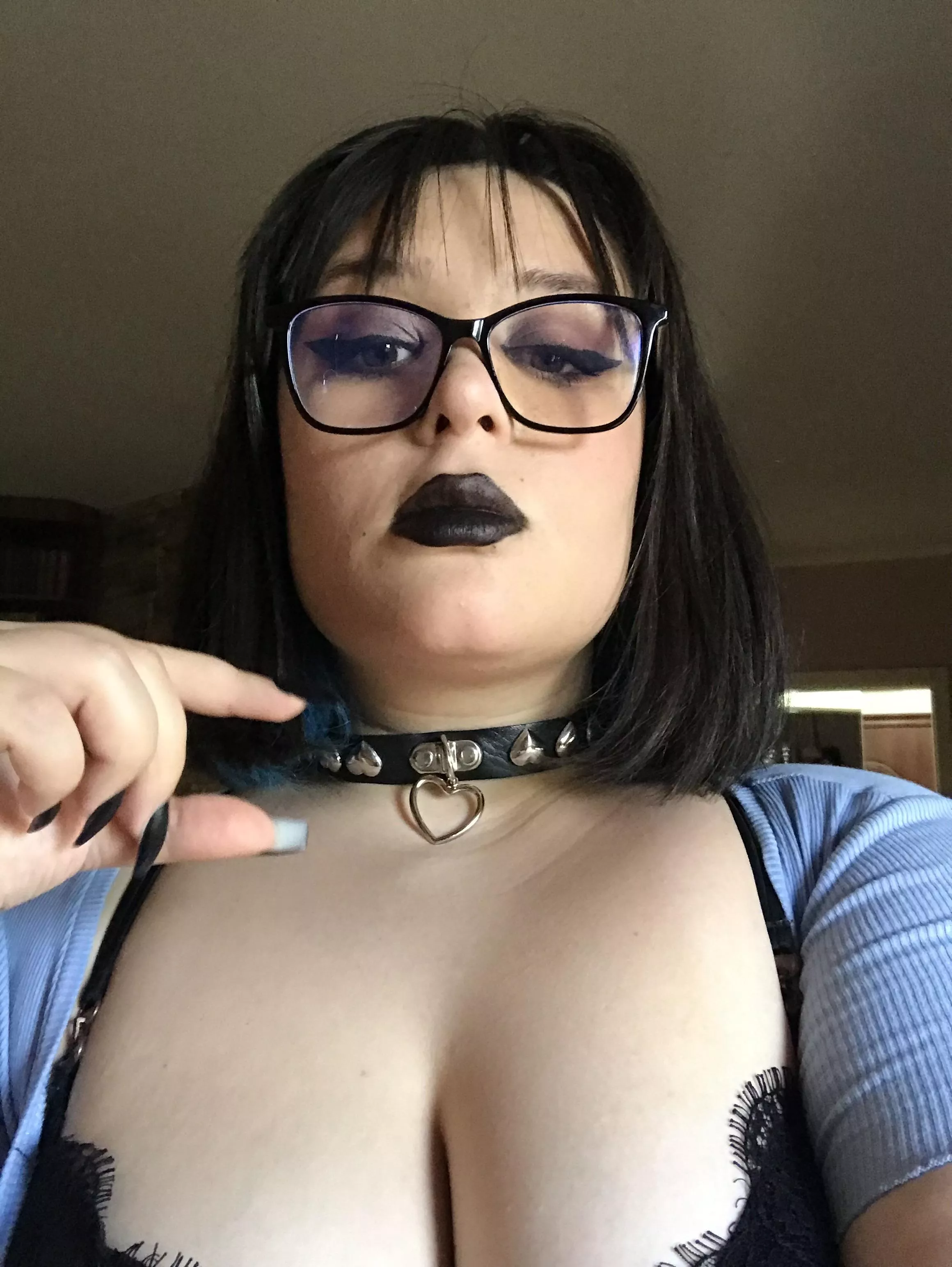 Did you really think I'd be impressed by that shrimp dick? [Domme] [OC]