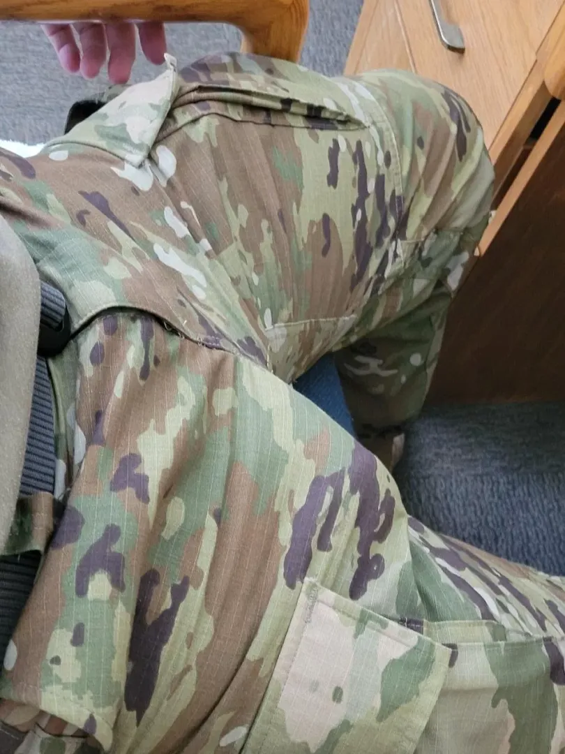 Different uniform, same issue.