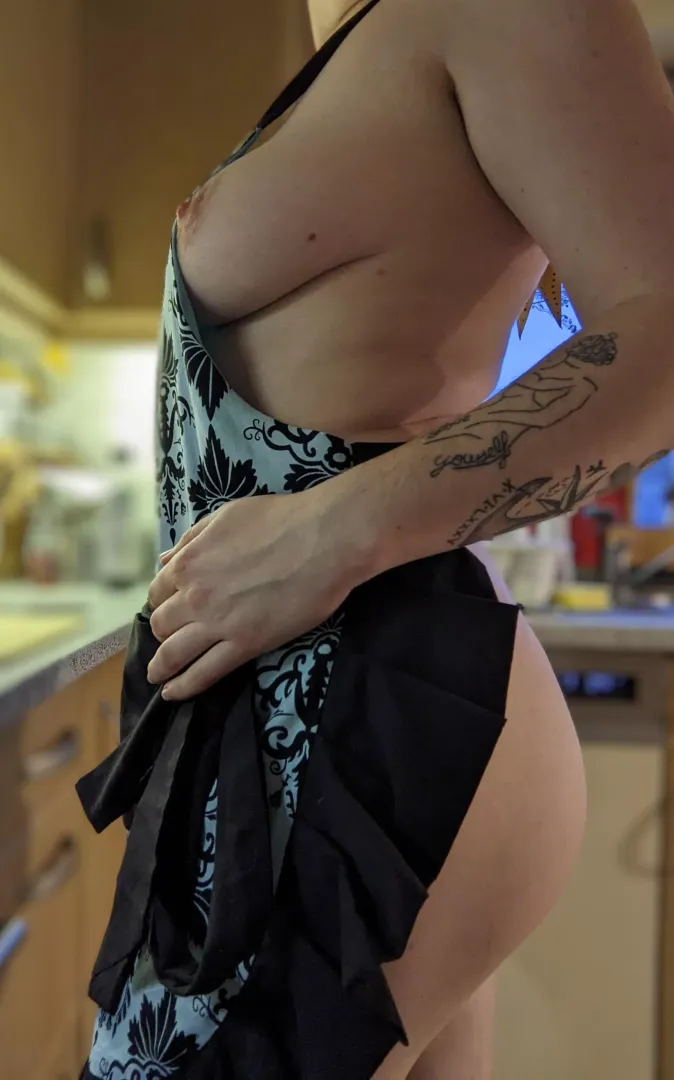 Dinner is ready. 😋 What do you want first?